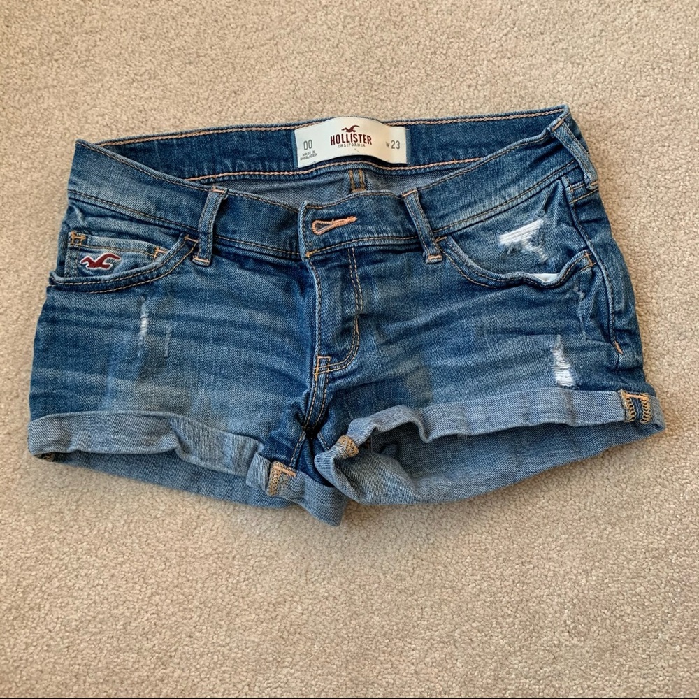 Low rise jean short